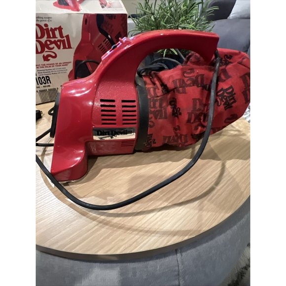 Vintage ￼1996 Royal Dirt Devil Plus Hand Held Corded Vacuum Model 08100 Tested ￼ - Picture 7 of 16